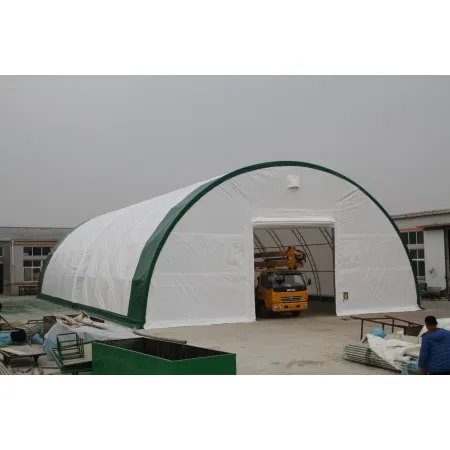 Zakrivená stanová hala 15,25x30,5 m PVC 900g/m2